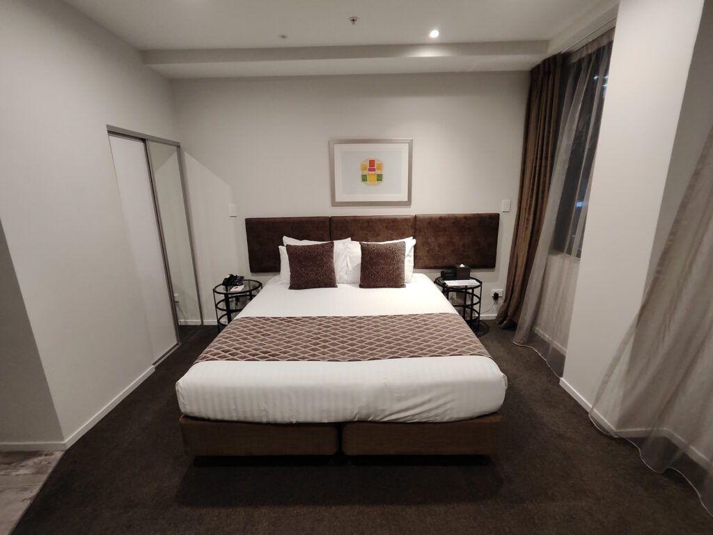 Habitación de Ramada Suites Victoria Street West