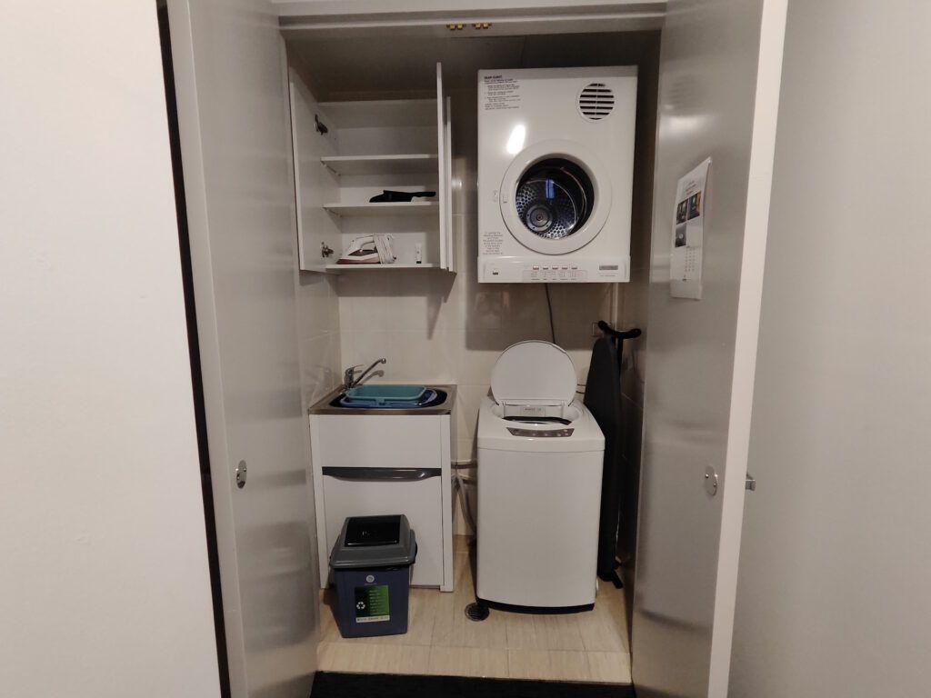 Lavadora y secadora del Meriton Suites Zetland