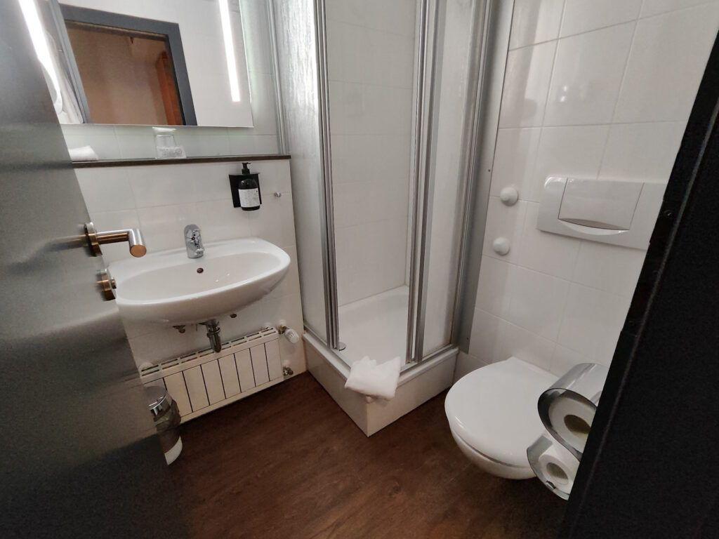 Baño del del Boutique Hotel Germania