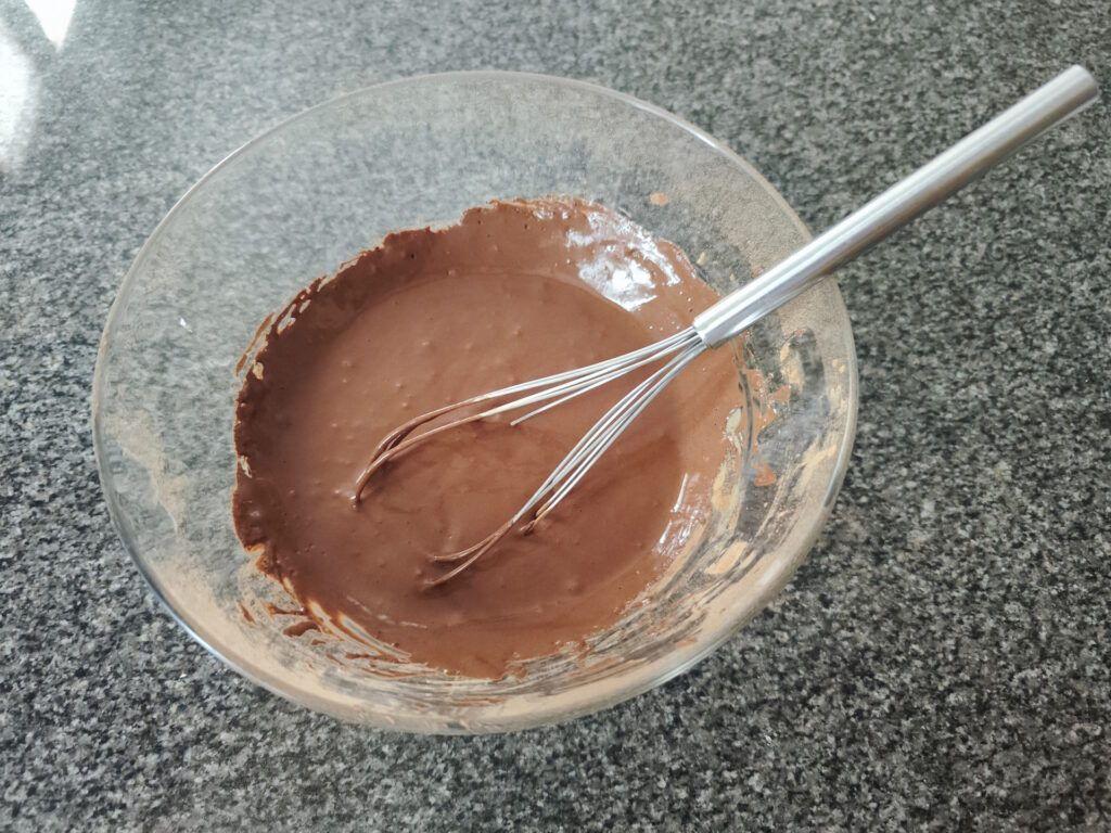 Helado de chocolate con heladera — Paso 1