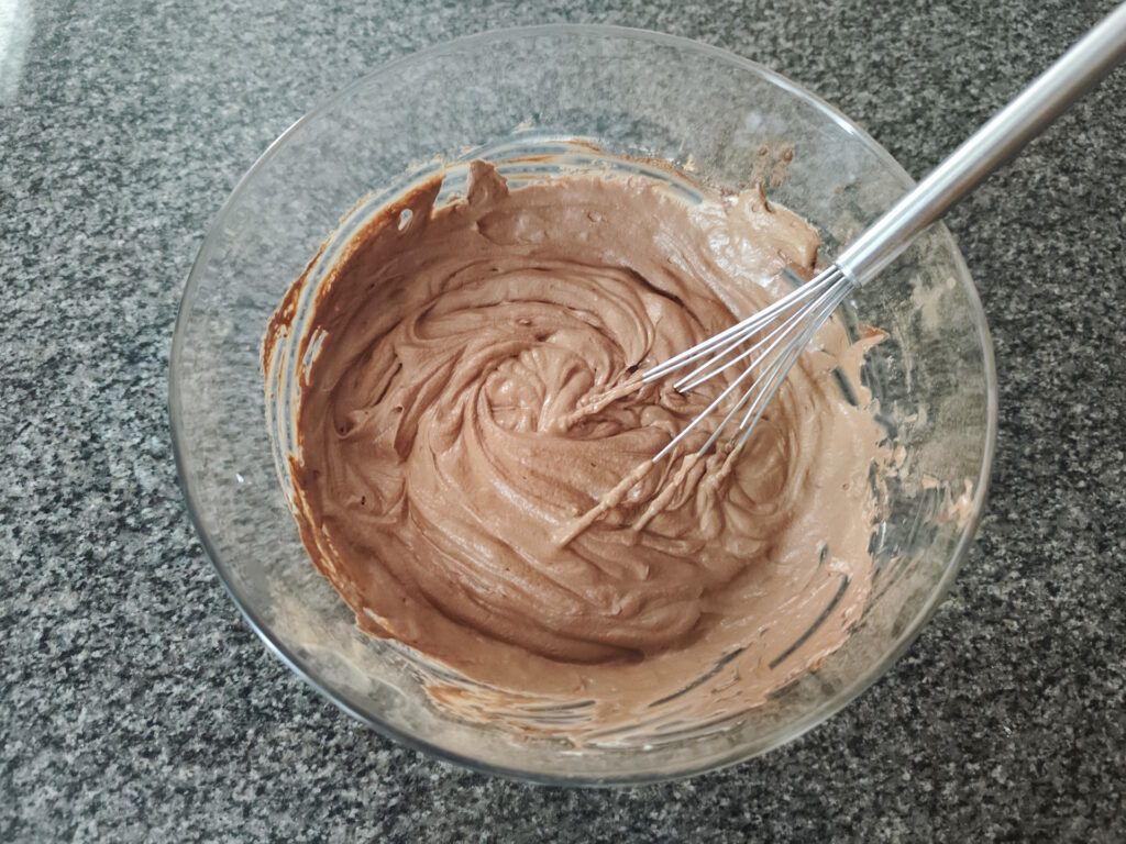 Helado de chocolate con heladera — Paso 3