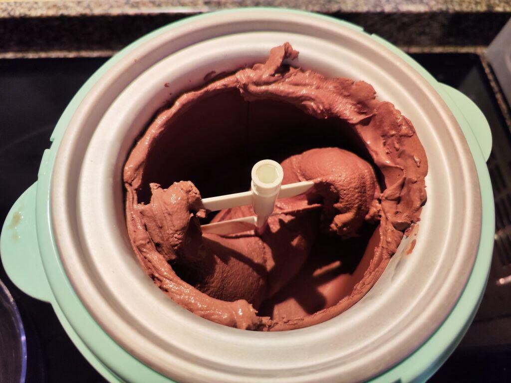 Helado de chocolate con heladera — Paso 5