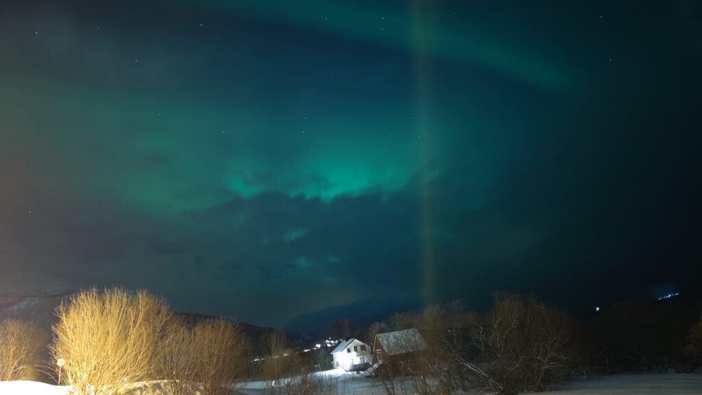 Aurora boreal en Lyngseidet