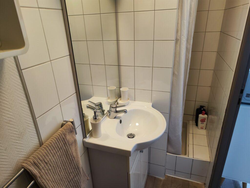 Baño en PYRENE HOLIDAYS - Résidence La Fontaine