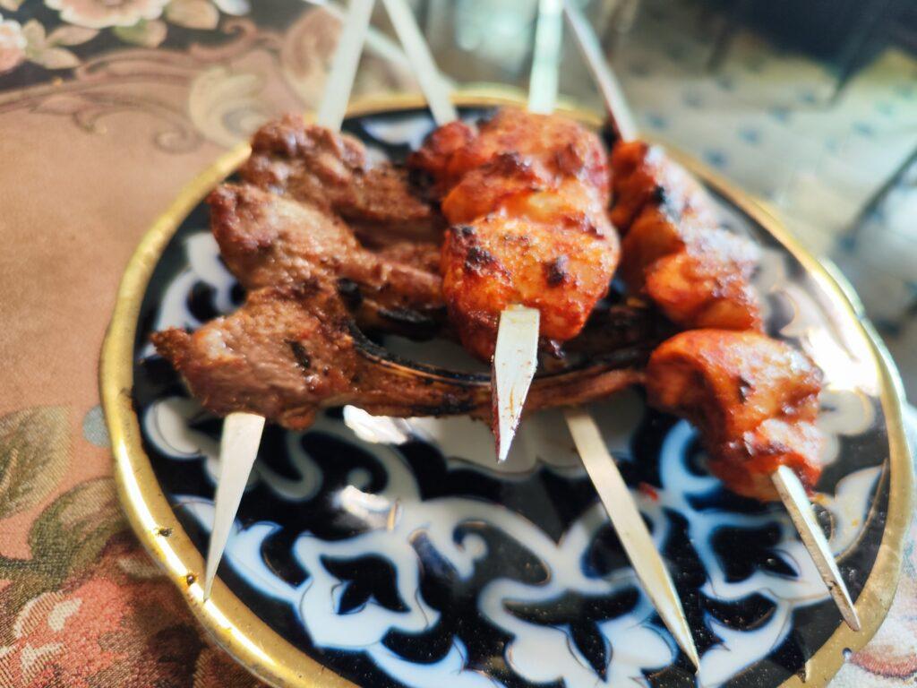 Carne uzbeca asada