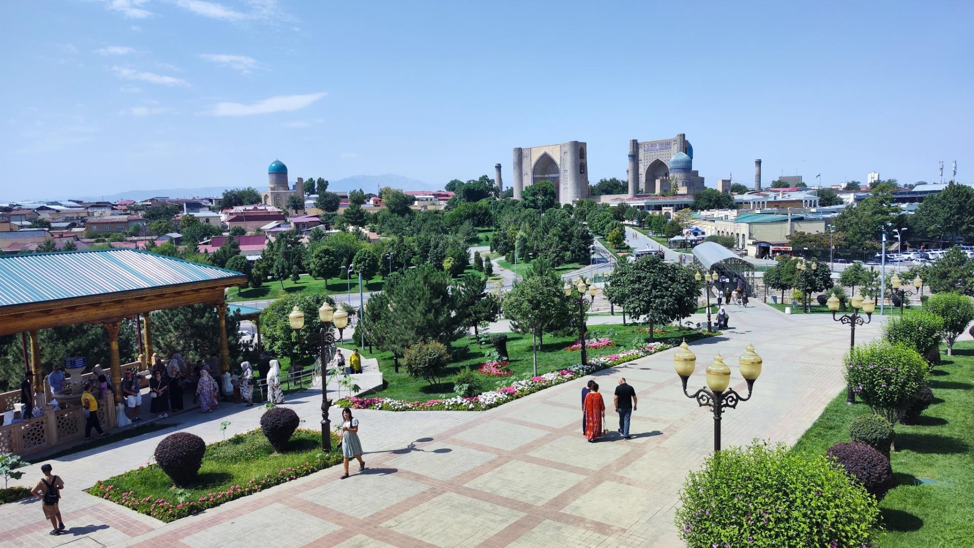Vista de Samarcanda desde la mezquita Hazrat Khizr