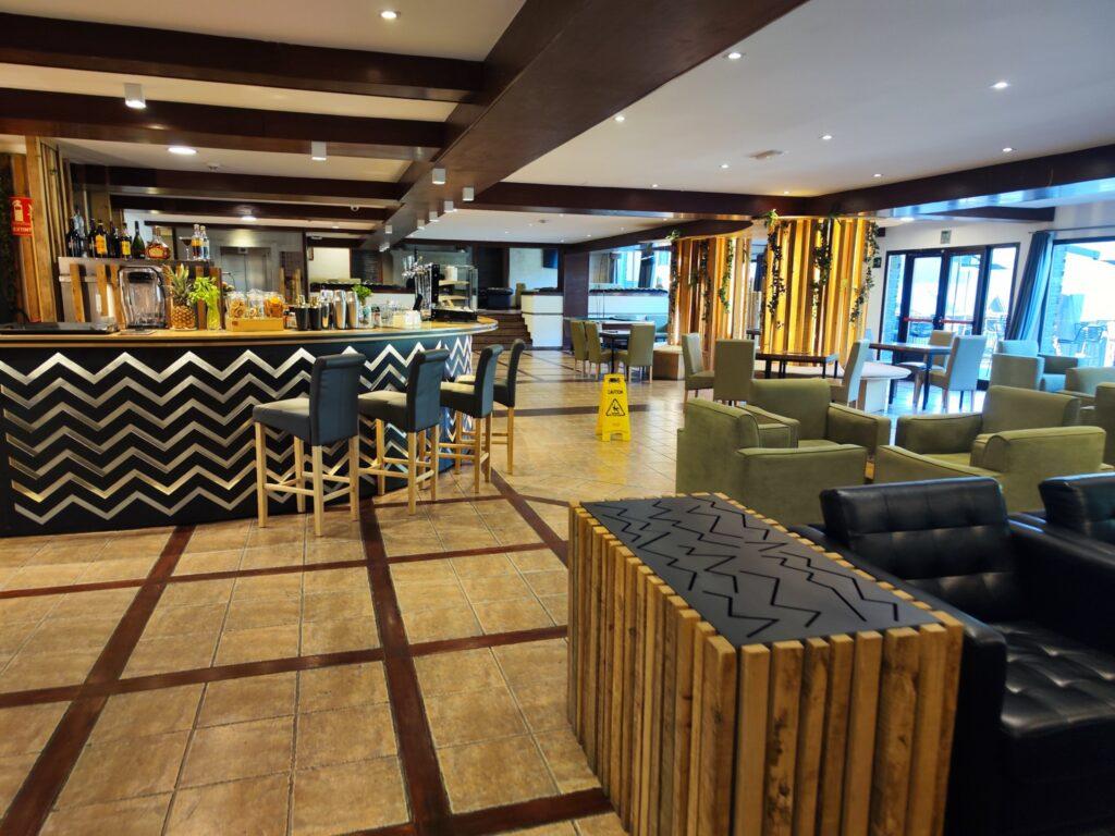Bar del hotel Piolets Soldeu Centre