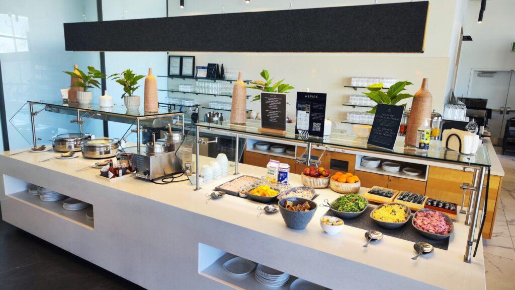 Buffet en Aspire Lounge — YOW