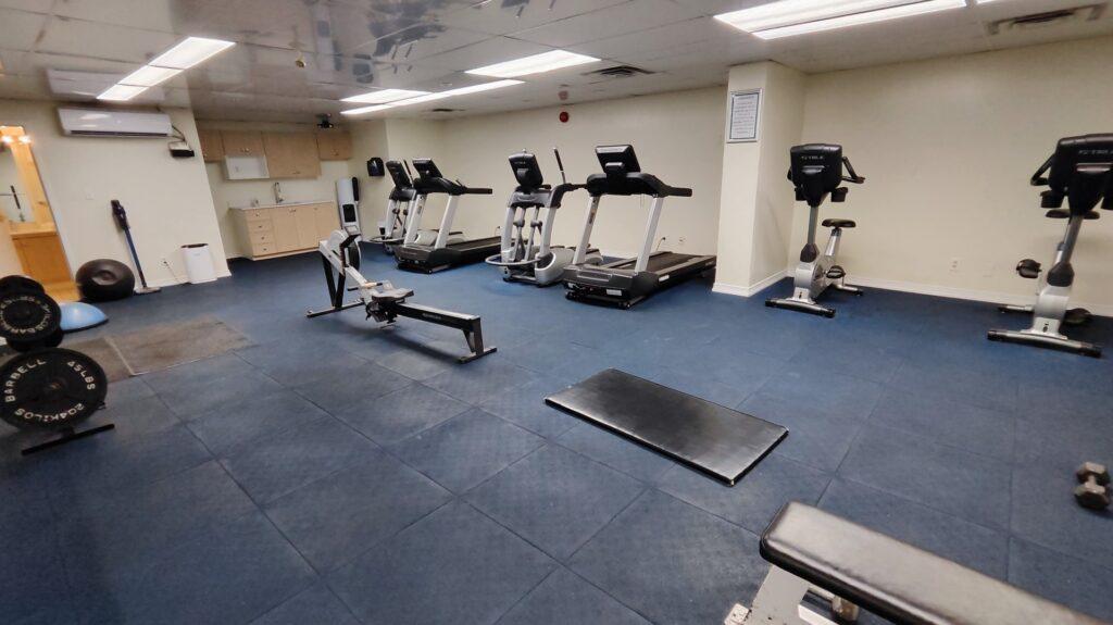 Gimnasio en el The Business Inn