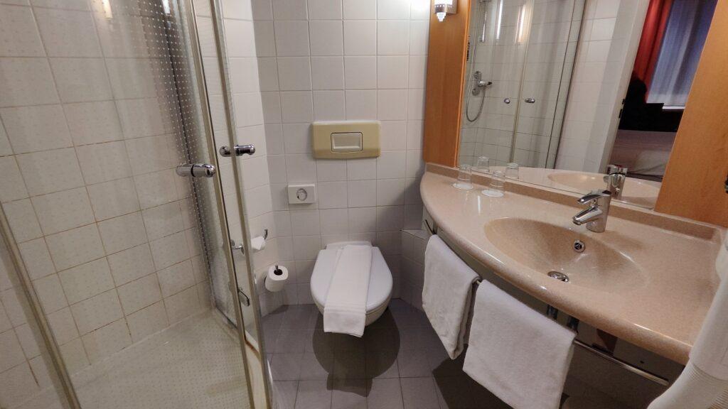 Baño del ibis Bratislava Centrum