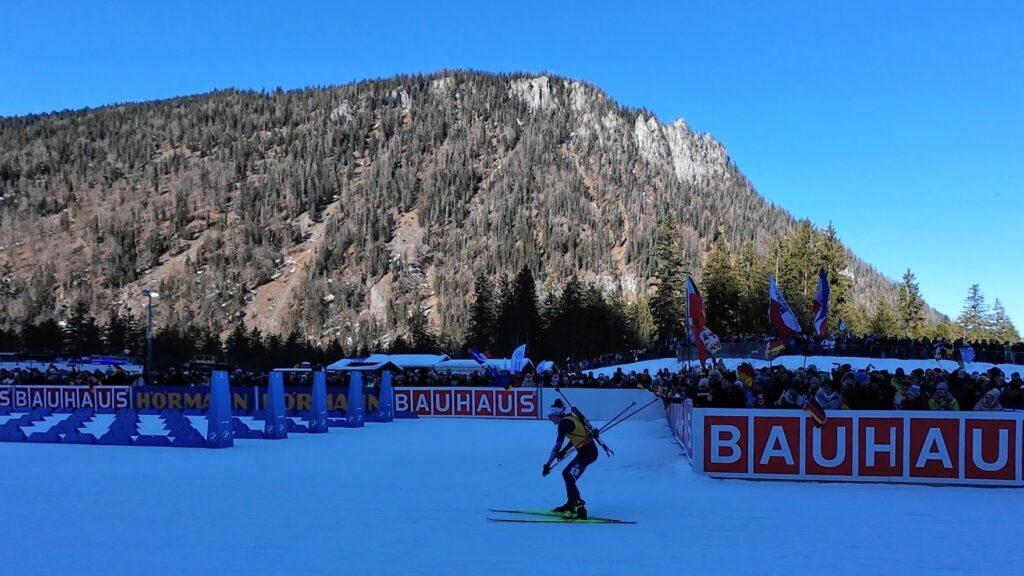 Ruhpolding 2026 - Lou Jeanmonnot entrando en meta