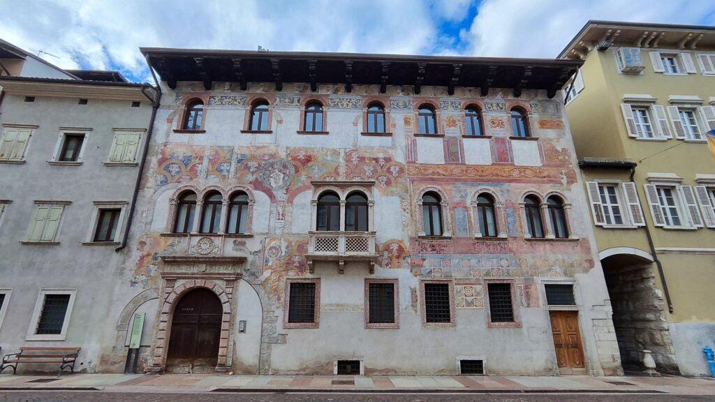 Via Belenzani
